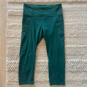 ATHLETA cropped green leggings